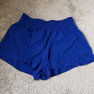 Shake it out high rise Short 2.5” deep sea blue lululemon